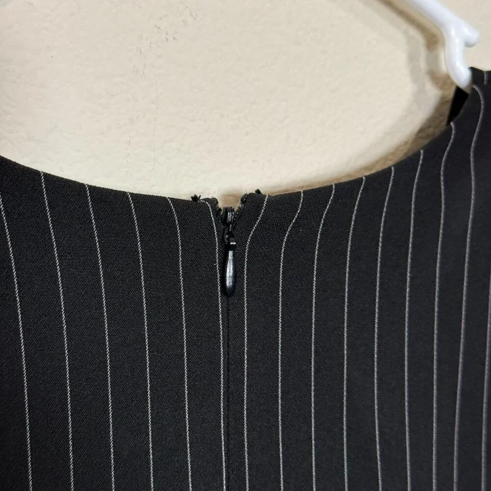 Ali & Jay dress Black Striped Long Sleeve Midi Dress Midi  LIKE NEW, S Women - Picture 6 of 7